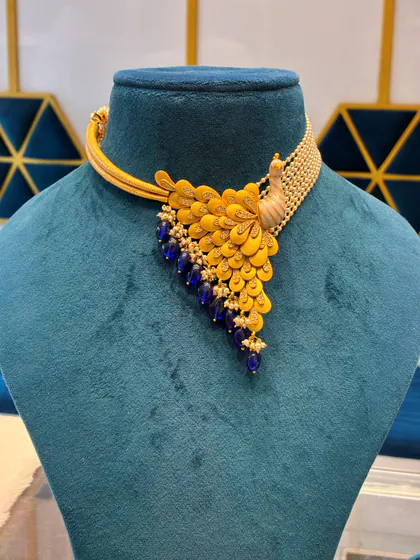 Gold Mor peacock necklace